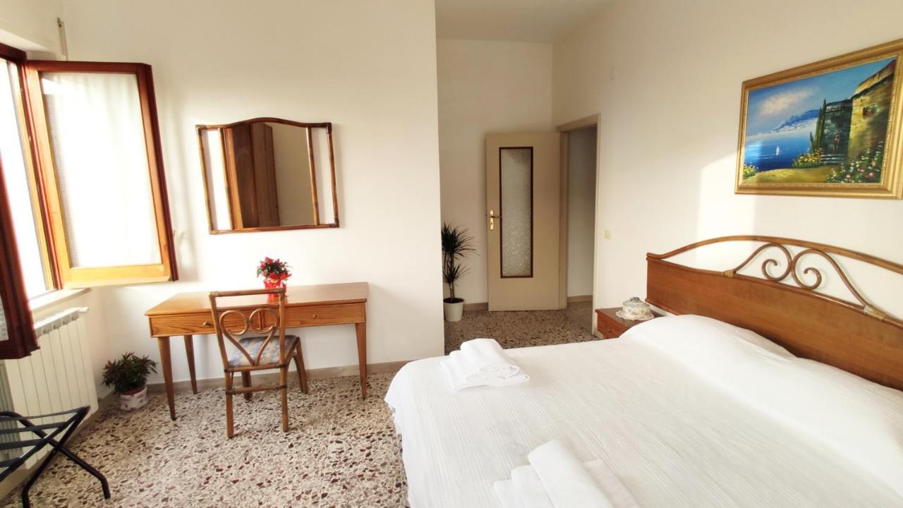 La Quiete A Un Passo Dal Centro Apartment Sorrento Exterior photo